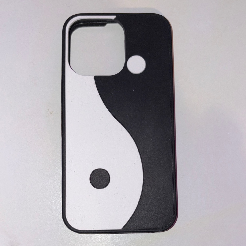 Claire's Monochrome Yin Yang iPhone 13 Pro Phone Case